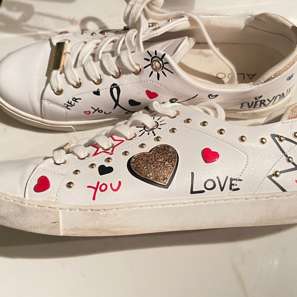 ALDO SIZE 9